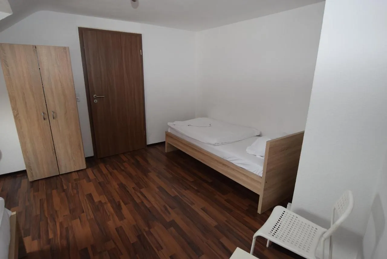 Weinberge Unterturkheim Apartment Stuttgart